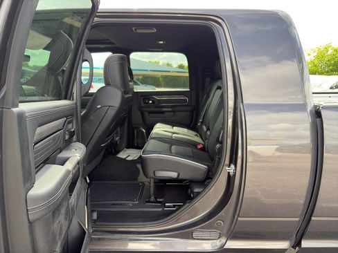 New 2026 RAM 2500 Limited AWD/4WD image 13