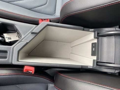 Used 2025 Volkswagen Jetta GLI Autobahn image 36