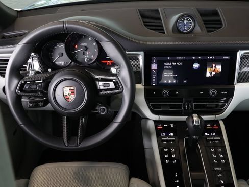 Certified 2025 Porsche Macan GTS AWD/4WD image 52