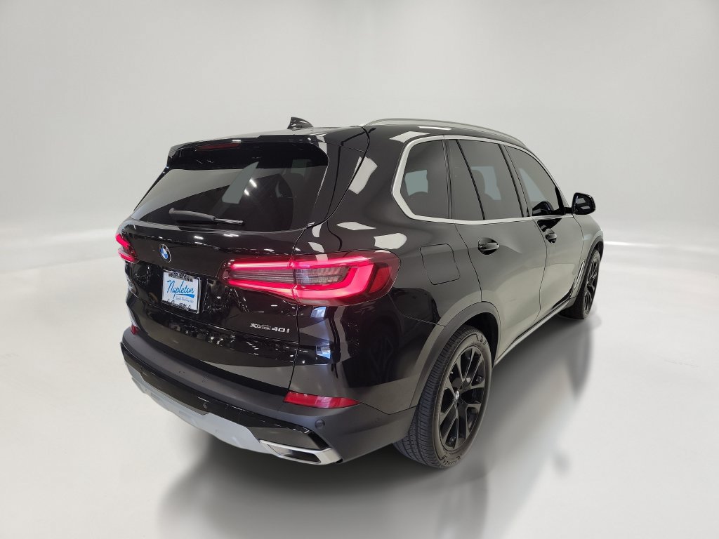 Used 2022 BMW X5 xDrive40i w/ Premium Package AWD/4WD image 4