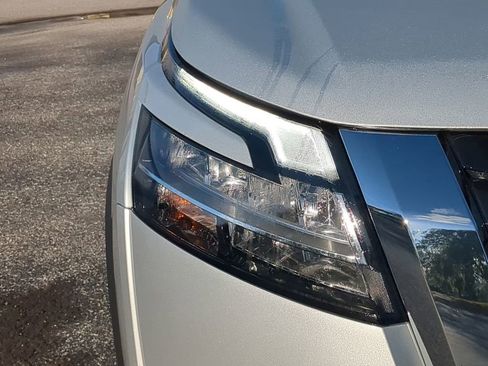 Certified 2024 Nissan Pathfinder Platinum w/ Cargo Package image 9