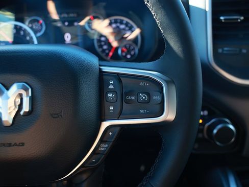 New 2026 RAM 1500 4x4 Crew Cab image 18