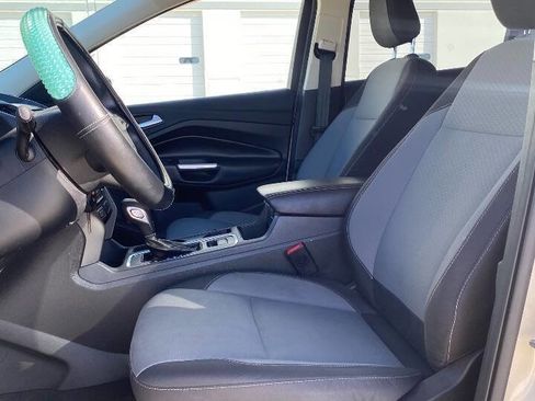 Used 2018 Ford Escape SE image 10