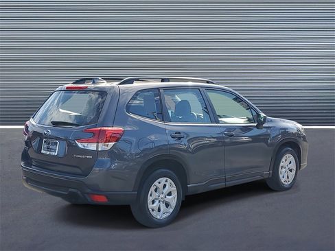 Used 2021 Subaru Forester image 3