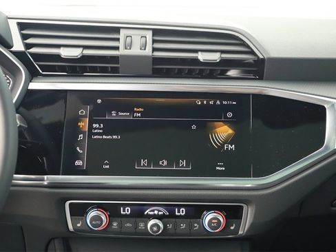 New 2025 Audi Q3 2.0T Premium image 19