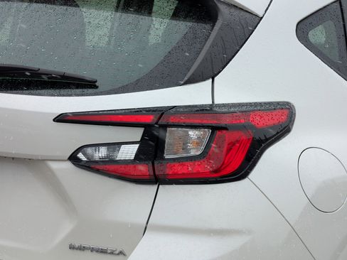 Used 2024 Subaru Impreza 2.0i image 17