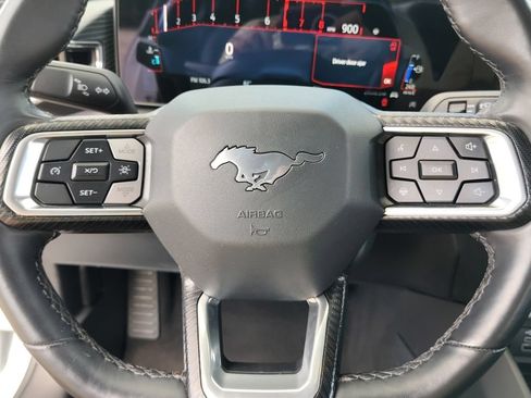 Used 2025 Ford Mustang Premium RWD image 27