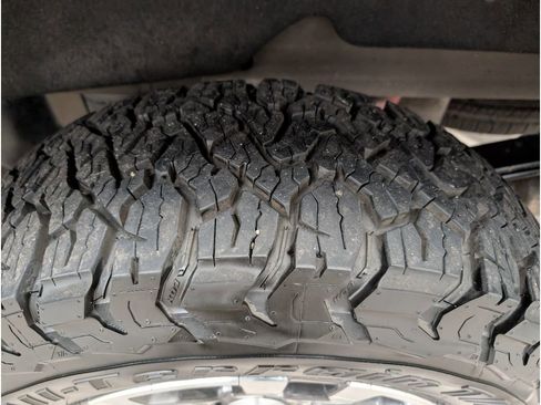 Used 2021 GMC Sierra 1500 AT4 w/ AT4 Value Package image 22