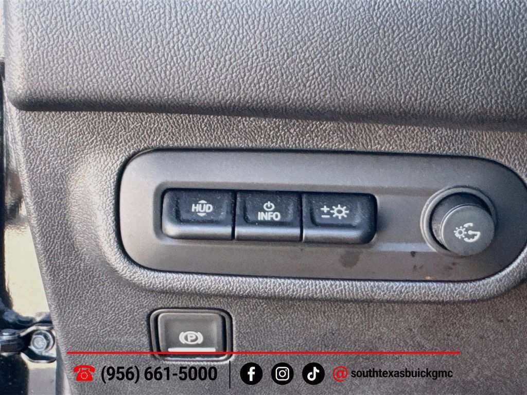 Used 2024 GMC Terrain AT4 w/ Infotainment Package II AWD/4WD image 22