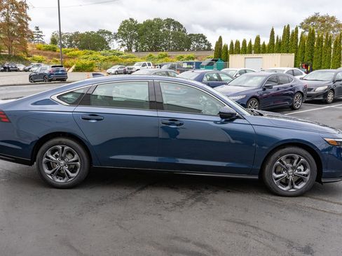 New 2026 Honda Accord EX-L image 5