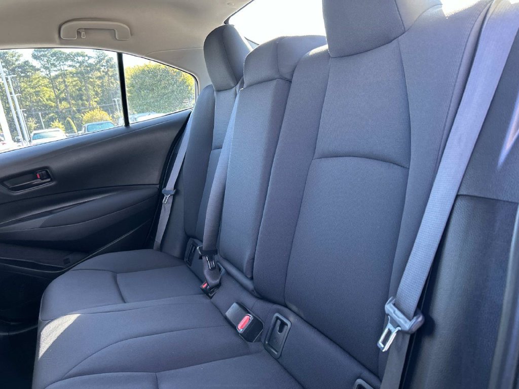 Used 2024 Toyota Corolla LE w/ LE Convenience Package FWD image 14