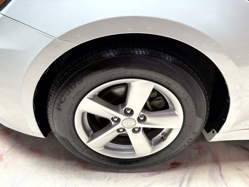 Used 2015 Kia Optima LX FWD image 33