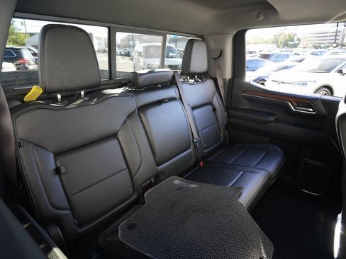 Used 2023 GMC Sierra 1500 Denali w/ Denali Reserve Package image 25