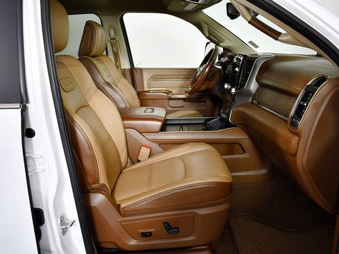 Used 2022 RAM 3500 Limited image 51