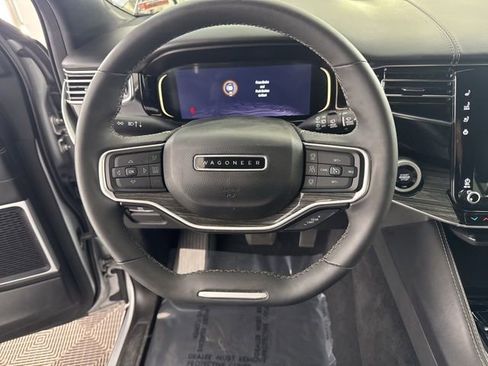 Used 2022 Jeep Wagoneer Series III w/ Convenience Group I image 32