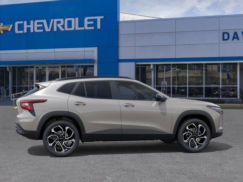 New 2026 Chevrolet Trax RS image 5