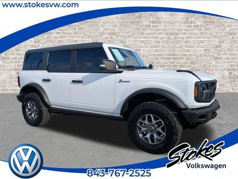 Used 2024 Ford Bronco Badlands image 1