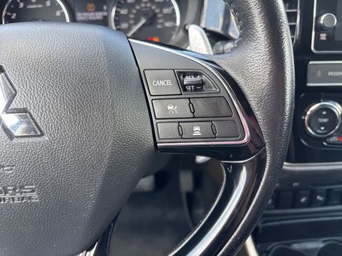 Used 2019 Mitsubishi Outlander GT AWD/4WD image 19