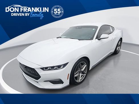 Used 2024 Ford Mustang Coupe RWD image 1
