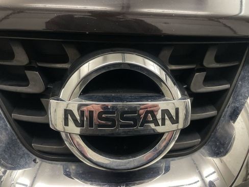 Used 2015 Nissan Juke SV w/ Technology Package image 27