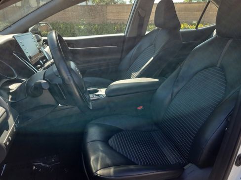 Used 2024 Toyota Camry SE w/ Cold Weather Package AWD/4WD image 17