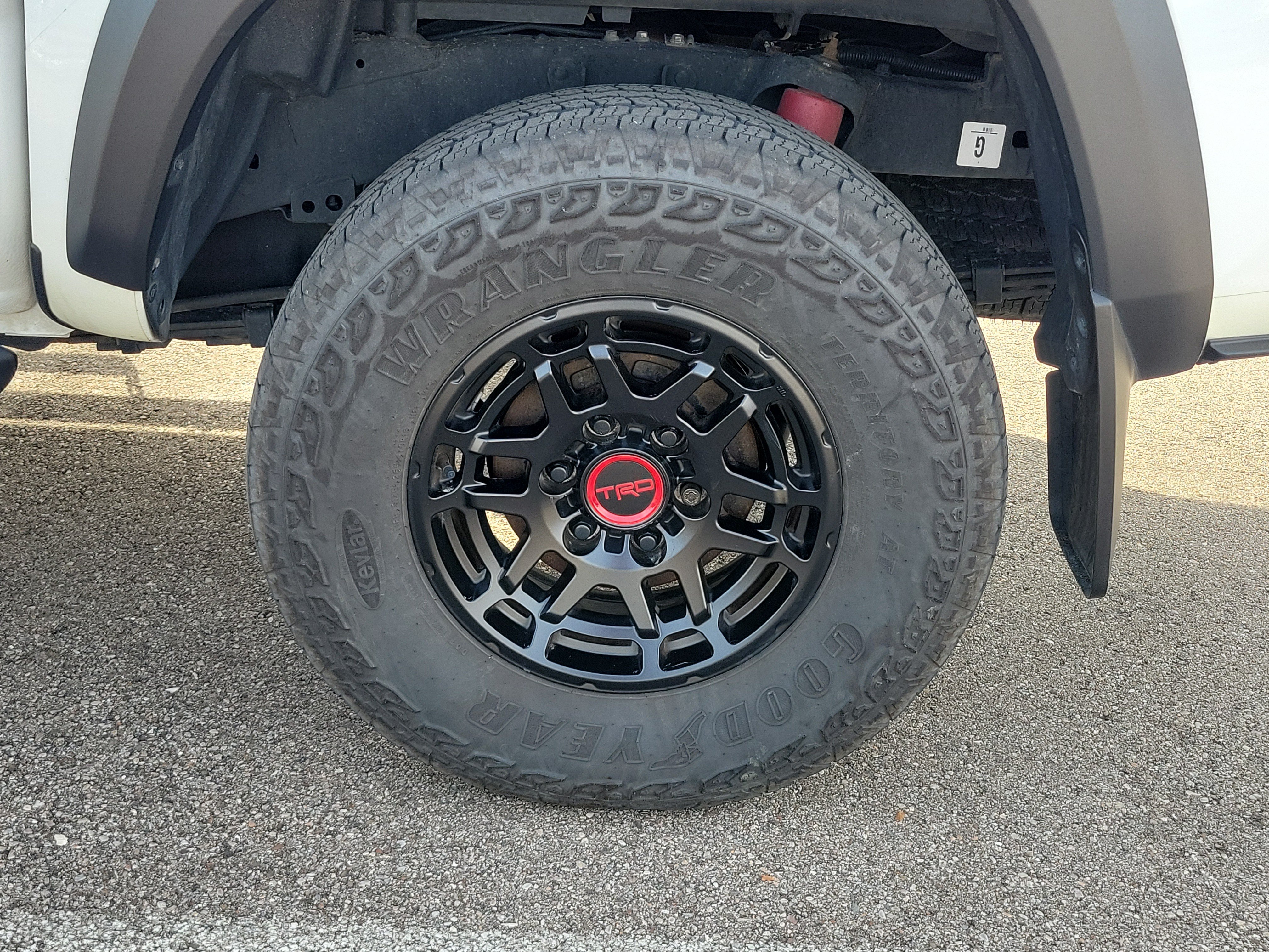 Used 2023 Toyota Tacoma TRD Pro AWD/4WD image 5