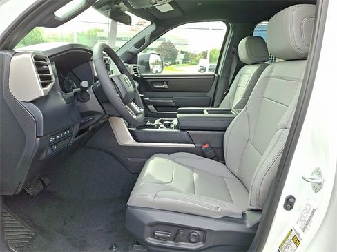 New 2026 Toyota Tundra SR5 image 9