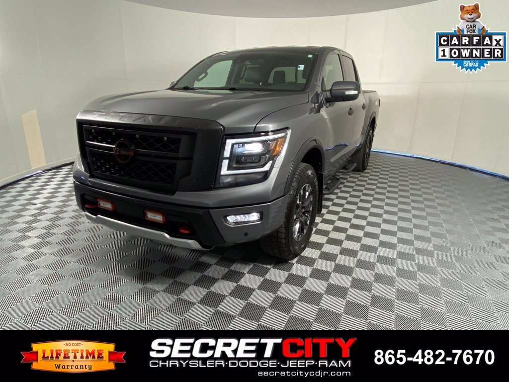 Used 2023 Nissan Titan PRO-4X w/ Pro-4x Convenience Package AWD/4WD image 3