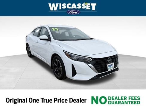 Used 2025 Nissan Sentra SV w/ Lighting Package image 18