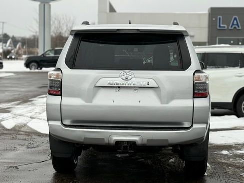 Used 2023 Toyota 4Runner SR5 Premium image 45