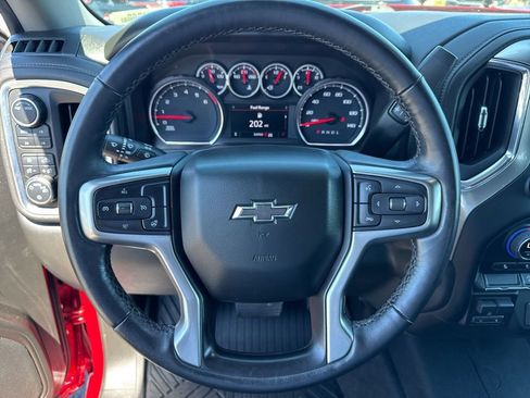 Used 2021 Chevrolet Silverado 1500 RST w/ Z71 Off-Road Package AWD/4WD image 8
