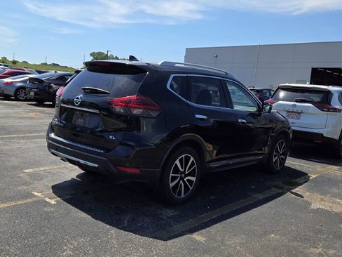 Used 2019 Nissan Rogue SL w/ Premium Package FWD image 3