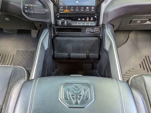 Used 2023 RAM 2500 Laramie AWD/4WD image 19