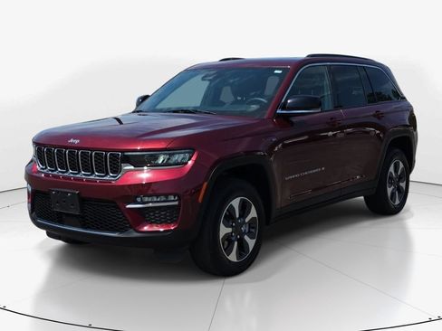Used 2024 Jeep Grand Cherokee Limited 4xe AWD/4WD image 11