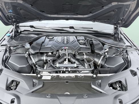 Used 2020 BMW M8 Competition AWD/4WD image 21