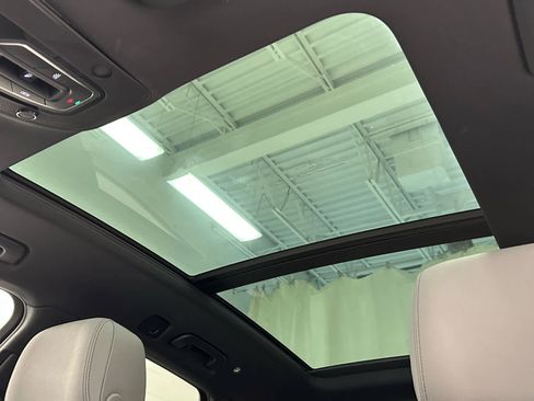 Used 2024 Audi SQ5 Prestige AWD/4WD image 38