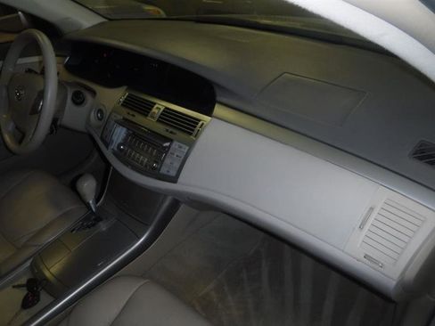 Used 2007 Toyota Avalon XL image 29
