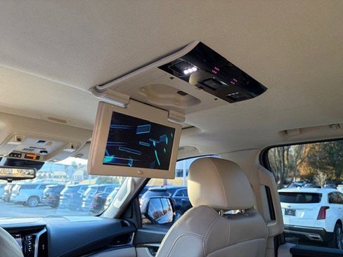 Used 2020 Cadillac Escalade ESV Luxury w/ Escalade Sport Edition image 10