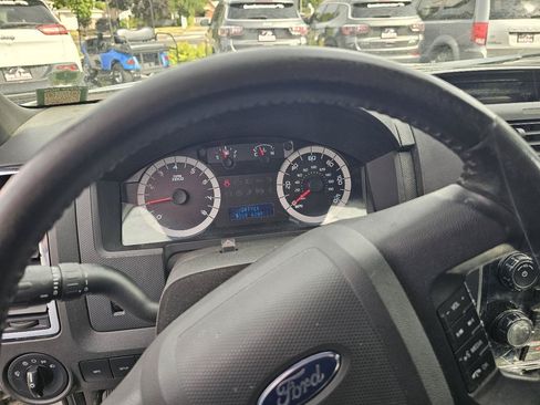Used 2012 Ford Escape XLT w/ Canadian Comfort Pkg FWD image 25