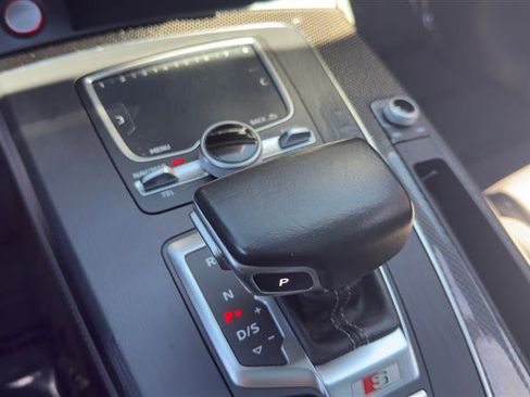 Used 2018 Audi SQ5 Prestige w/ Prestige Package AWD/4WD image 24