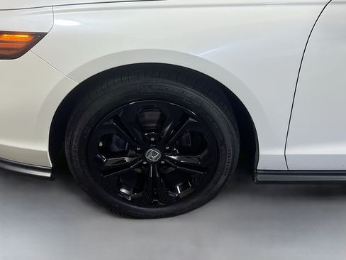 Used 2024 Honda Accord EX image 13