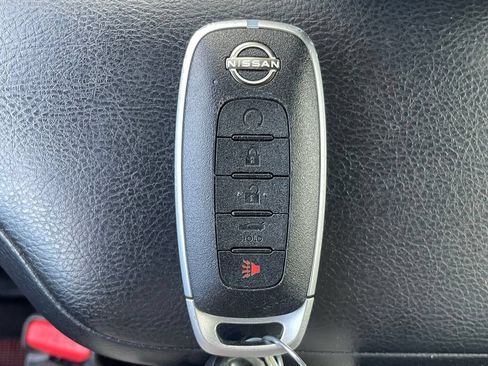 Certified 2024 Nissan Versa SR w/ Trunk Package FWD image 18