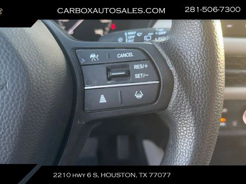 Used 2023 Honda HR-V LX image 14