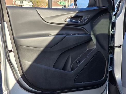 Used 2022 Chevrolet Equinox LT image 15