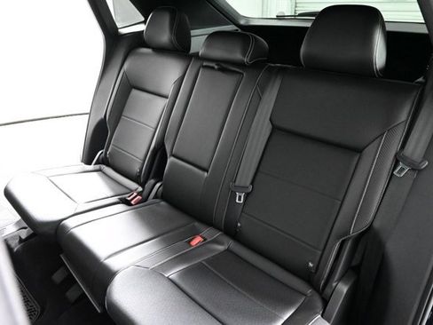 Certified 2023 Volkswagen Atlas Cross Sport SEL image 15