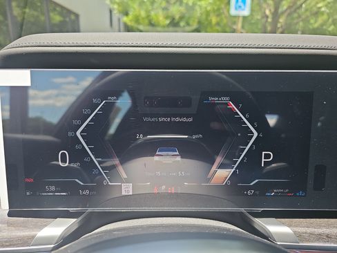 New 2026 BMW 740i RWD image 21