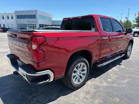 Used 2021 Chevrolet Silverado 1500 LTZ AWD/4WD image 3