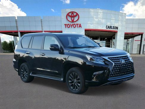 Used 2023 Lexus GX 460 Premium w/ Premium Plus Package image 2