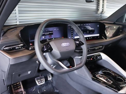 New 2026 Audi SQ5 Premium Plus image 14