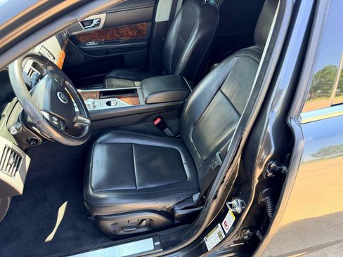 Used 2011 Jaguar XF Portfolio RWD image 14